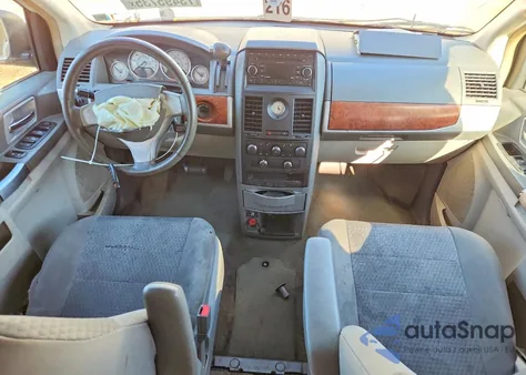 2008 Chrysler Town & Country Touring z USA, uszkodzony, nr VIN 2A8HR54P08R728604